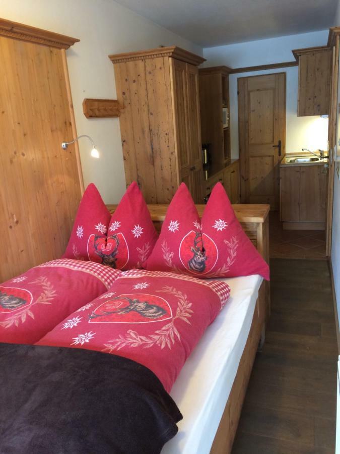 הולרבאך איםפינצגאו Ferienhaus Islitzer מראה חיצוני תמונה